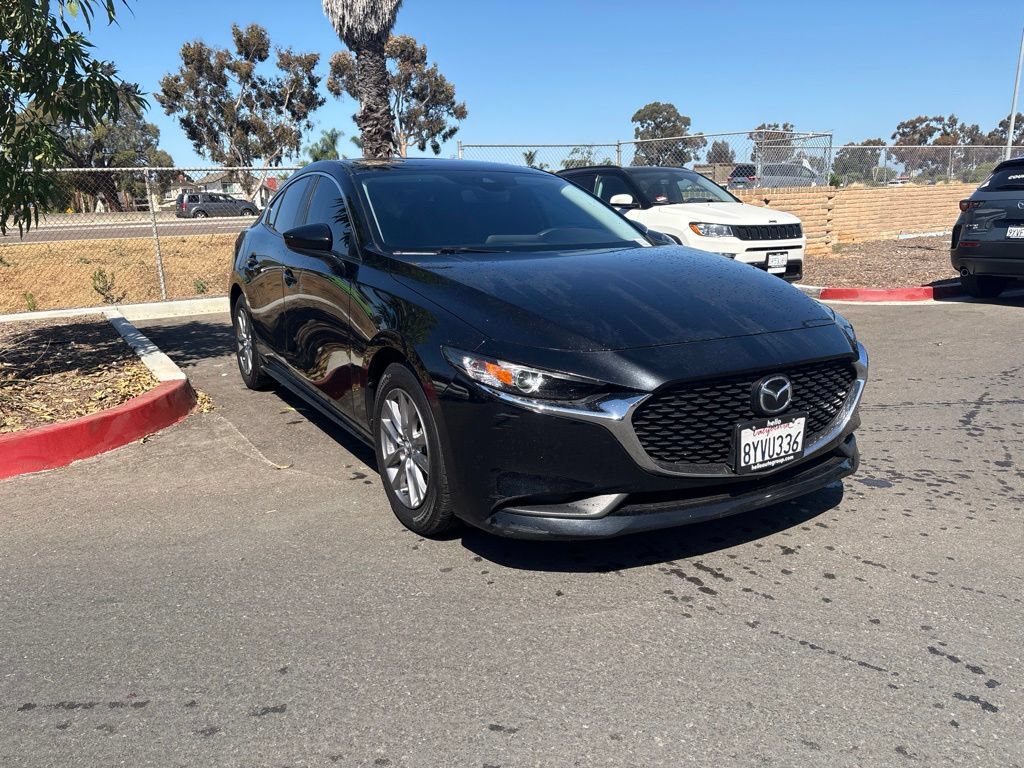 Used 2021 MAZDA MAZDA3 Sedan FWD image 5