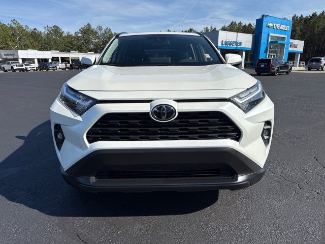 Used 2022 Toyota RAV4 XLE Premium FWD image 8