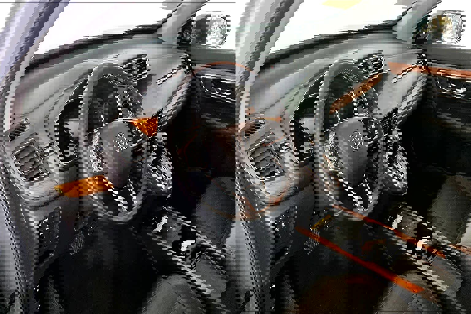 Used 2021 Honda CR-V Touring image 18