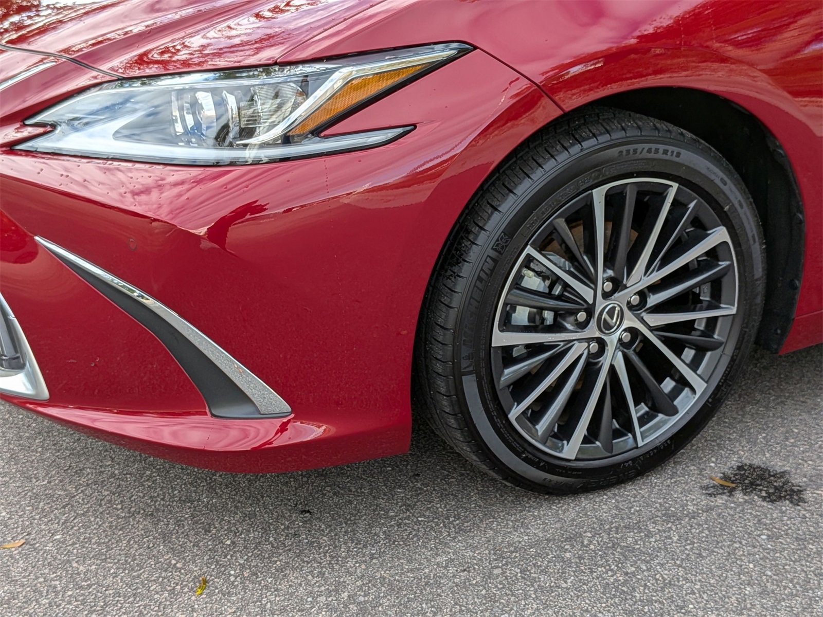 Used 2024 Lexus ES 350 w/ Premium Package image 9