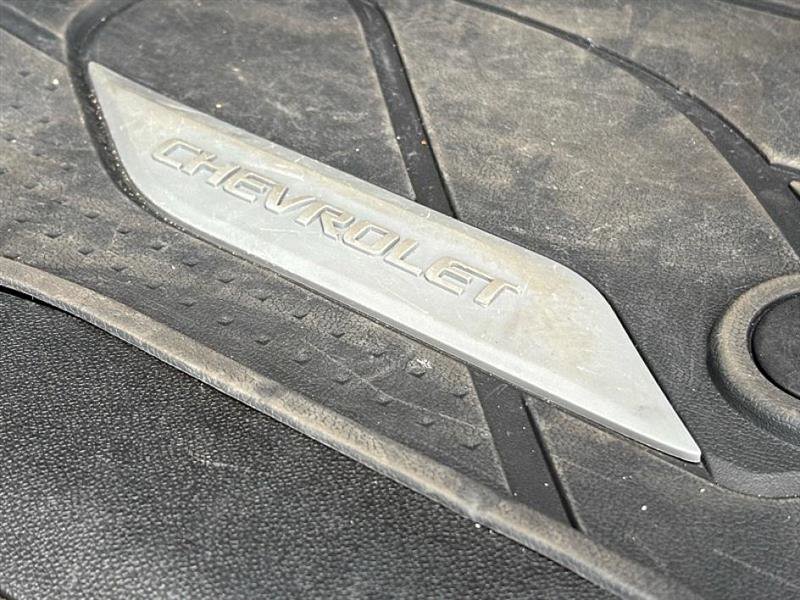 Used 2024 Chevrolet Suburban Z71 w/ Luxury Package image 19