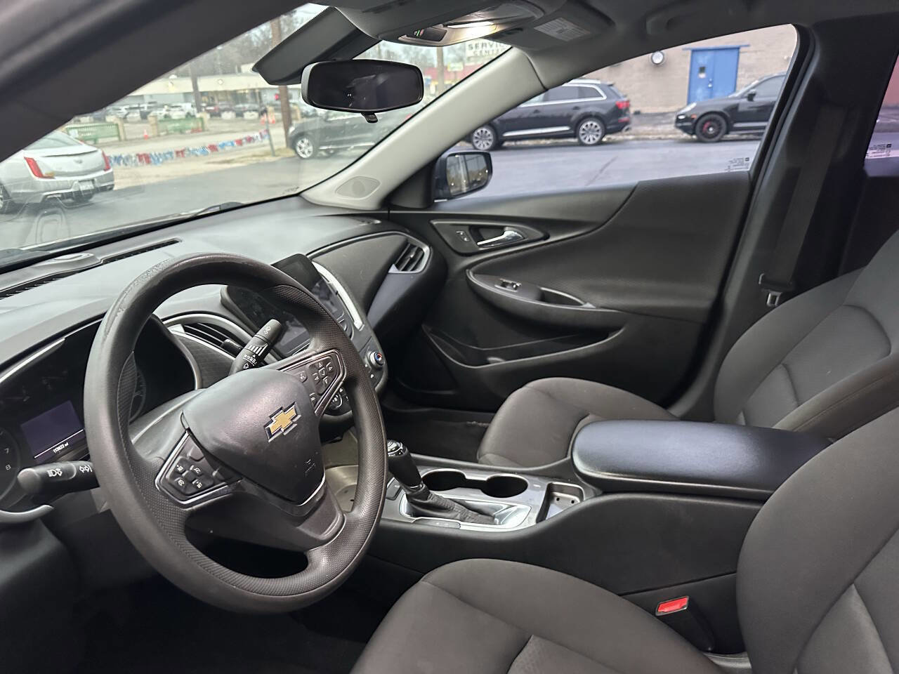 Used 2020 Chevrolet Malibu LS image 17