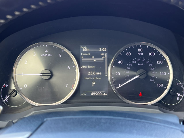 Used 2018 Lexus IS 300 AWD w/ Premium Package image 21