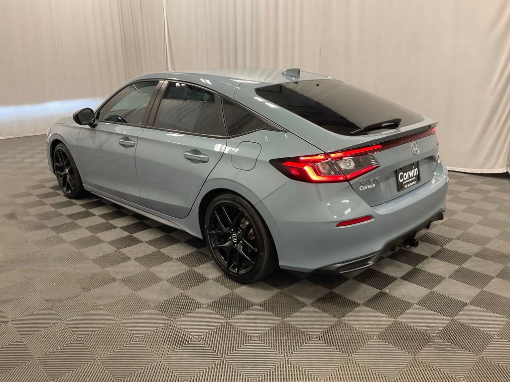 Used 2022 Honda Civic Sport image 4