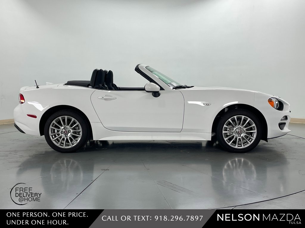 Used 2020 FIAT 124 Spider Classica w/ Technology Group image 6