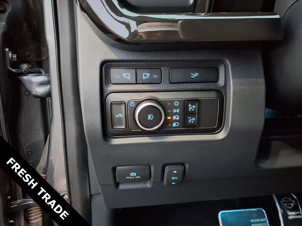 Used 2023 Ford F250 Lariat w/ Lariat Ultimate Package AWD/4WD image 25