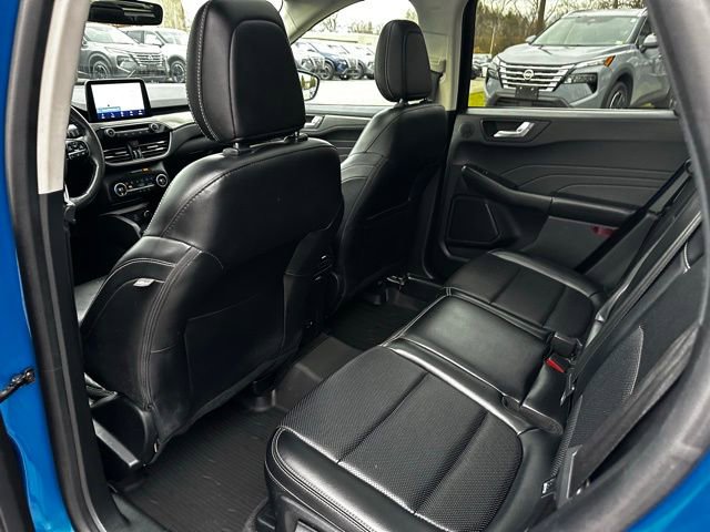 Used 2021 Ford Escape Titanium AWD/4WD image 18