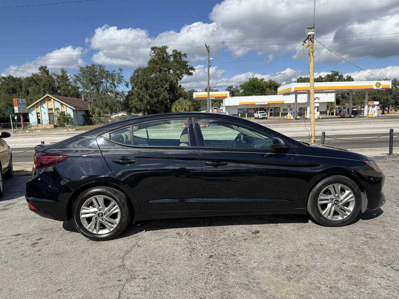 Used 2019 Hyundai Elantra SEL image 8