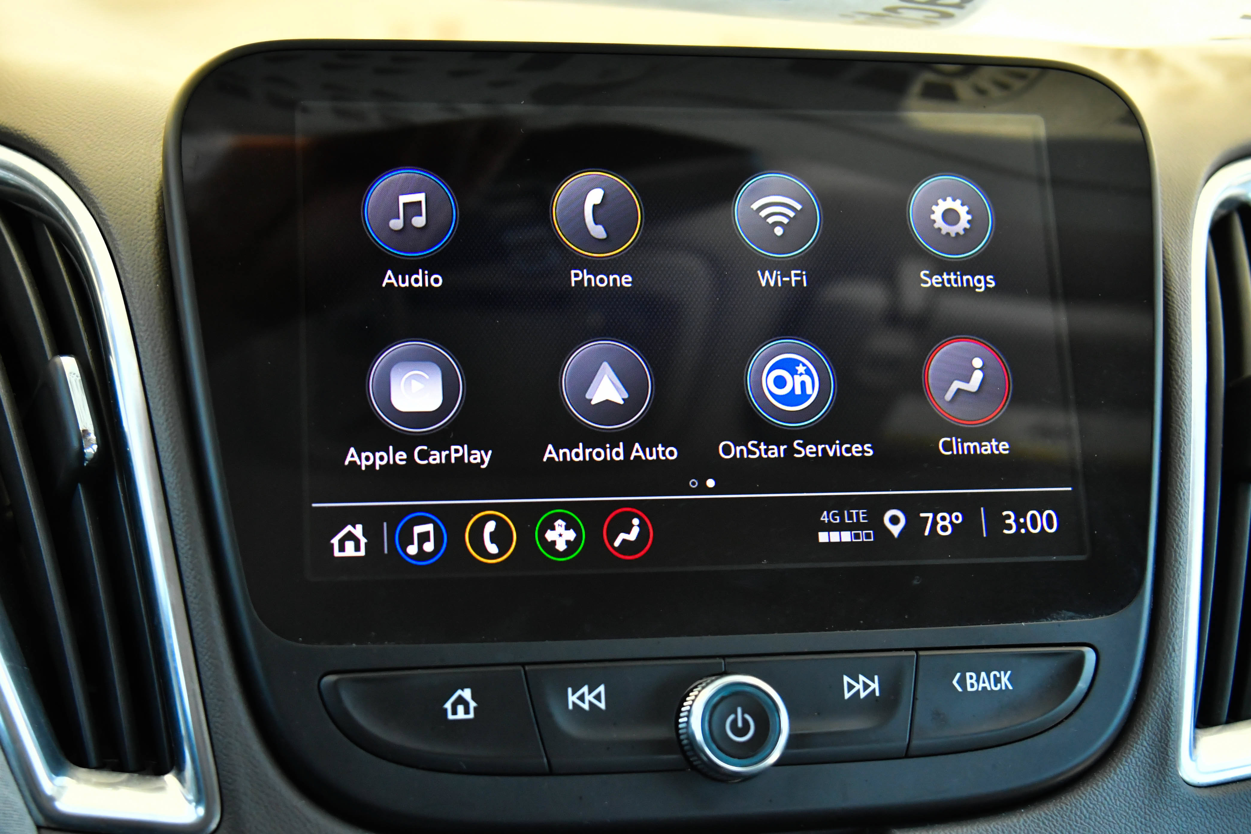 Used 2021 Chevrolet Malibu LT FWD image 19