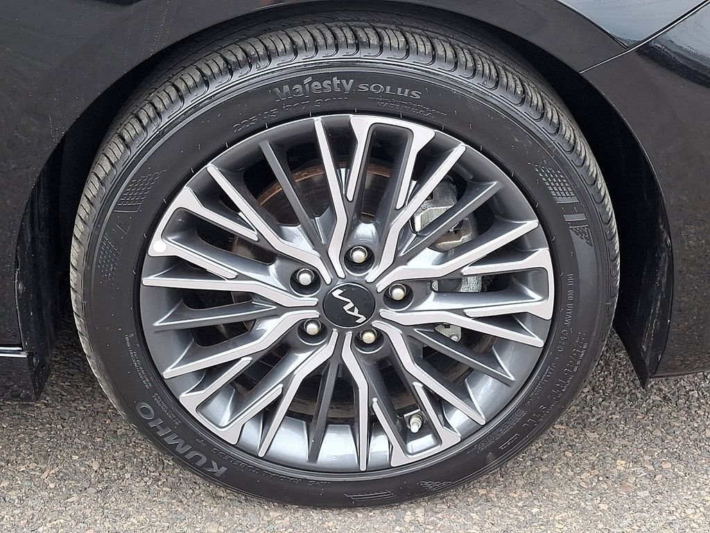 Used 2024 Kia Forte GT-Line w/ GT-Line Premium Package image 9