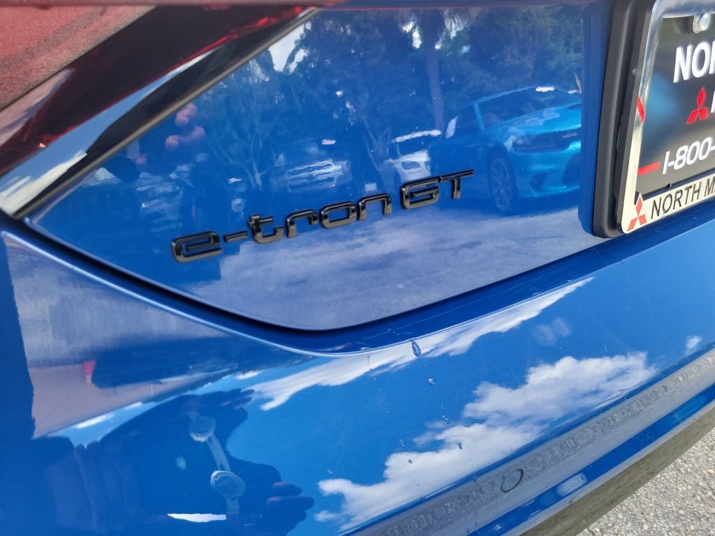 Used 2024 Audi e-tron GT Premium Plus w/ Performance Package AWD/4WD image 9