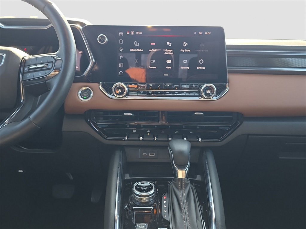 Used 2025 GMC Canyon AT4 w/ Technology Plus Package image 14