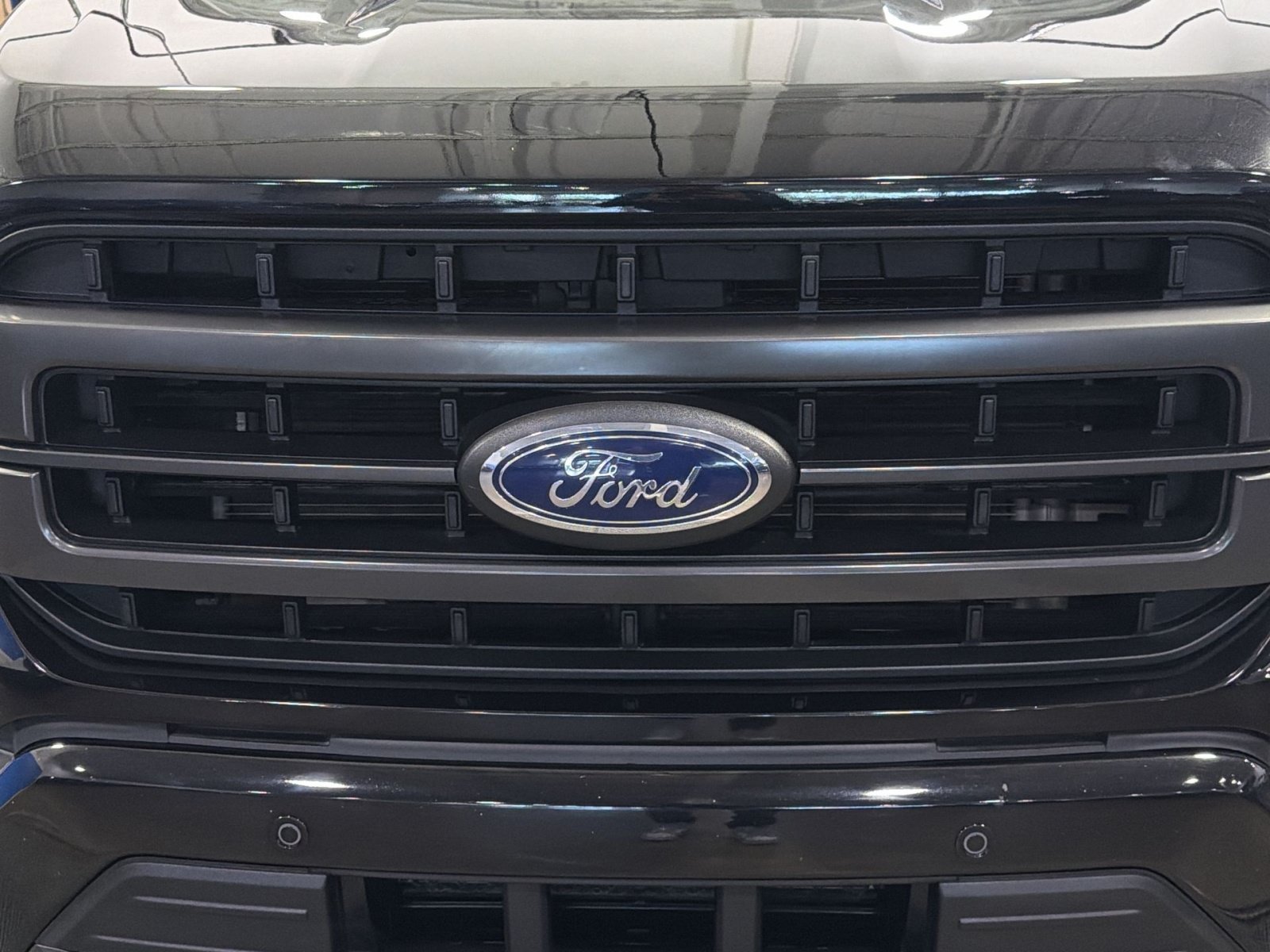 Used 2023 Ford F150 Lariat w/ Equipment Group 502A High AWD/4WD image 12