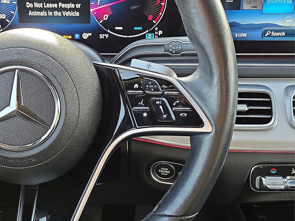 Used 2025 Mercedes-Benz GLS 450 4MATIC image 22