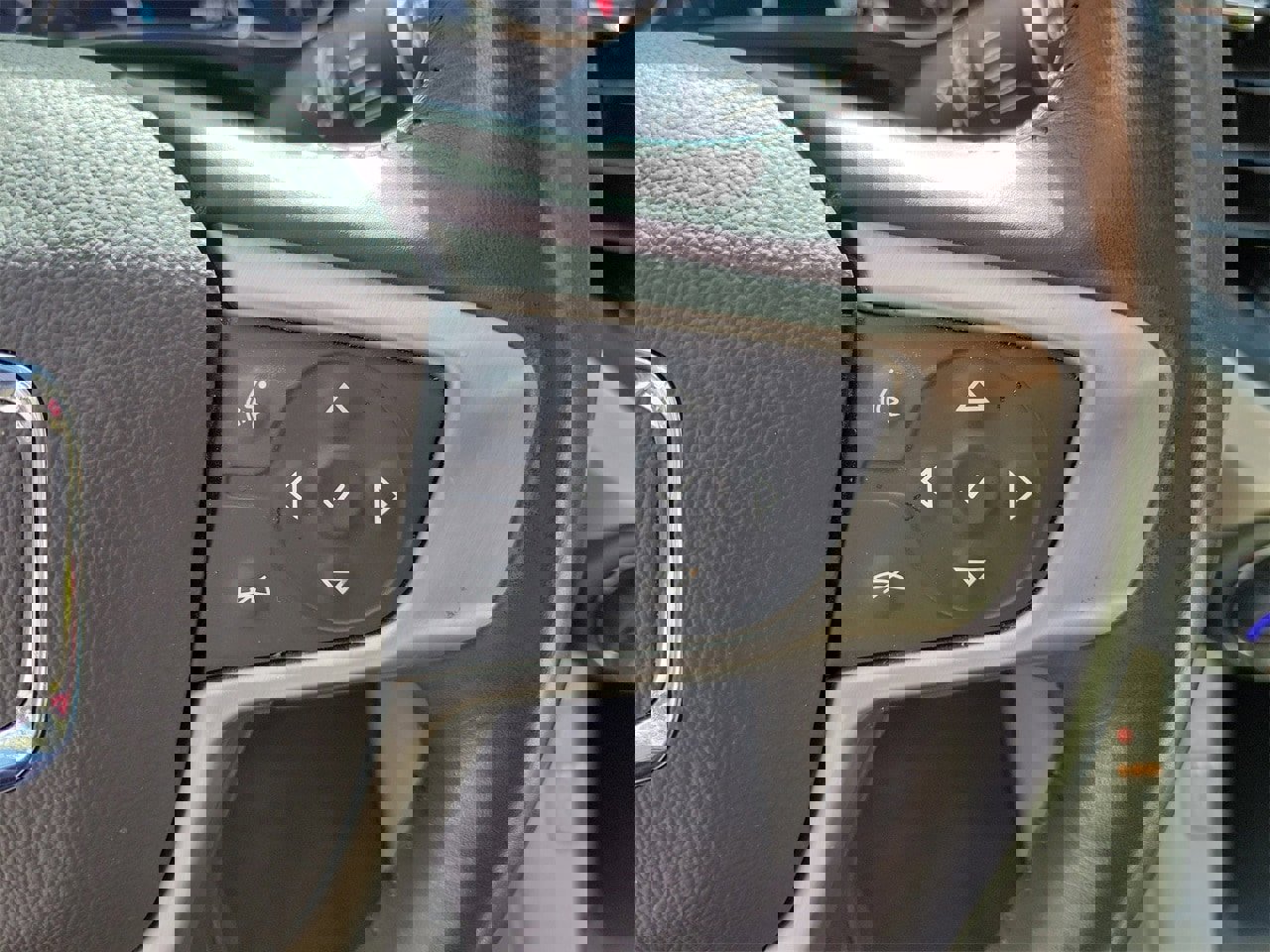 Used 2019 GMC Acadia Denali image 20