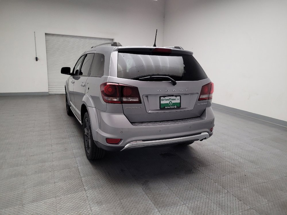Used 2020 Dodge Journey Crossroad FWD image 6