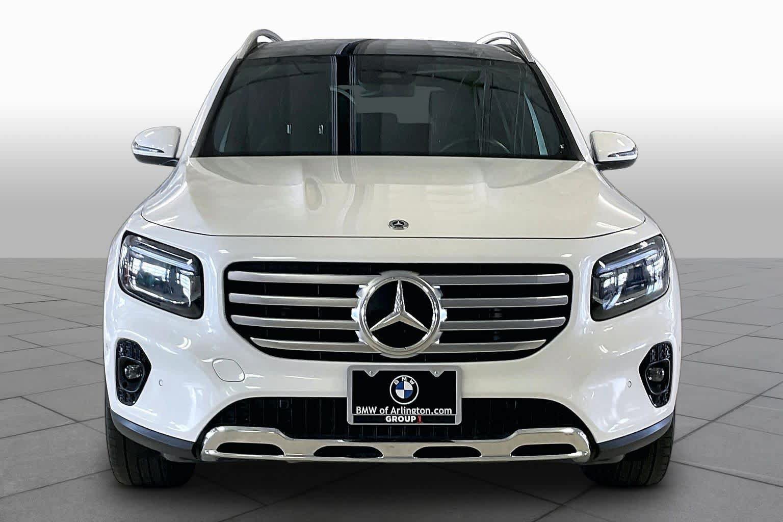 Used 2024 Mercedes-Benz GLB 250 image 3