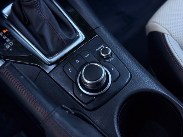 Used 2014 MAZDA MAZDA3 s Grand Touring FWD image 32