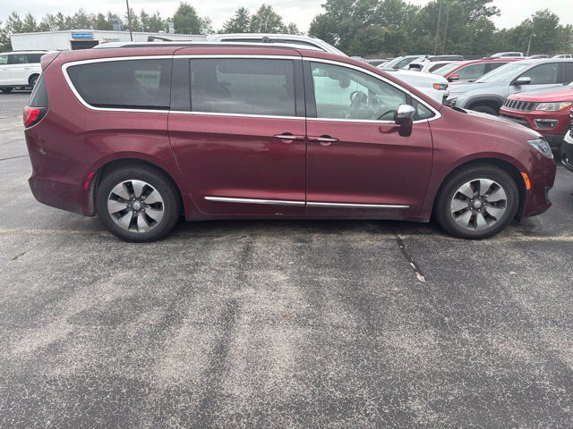 Used 2018 Chrysler Pacifica Limited w/ Advanced Safetytec Group FWD image 3