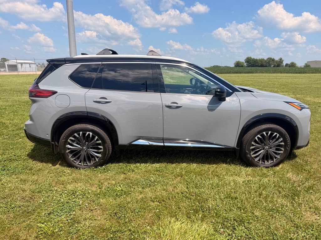 Certified 2026 Nissan Rogue Platinum w/ Platinum Premium Package AWD/4WD image 4