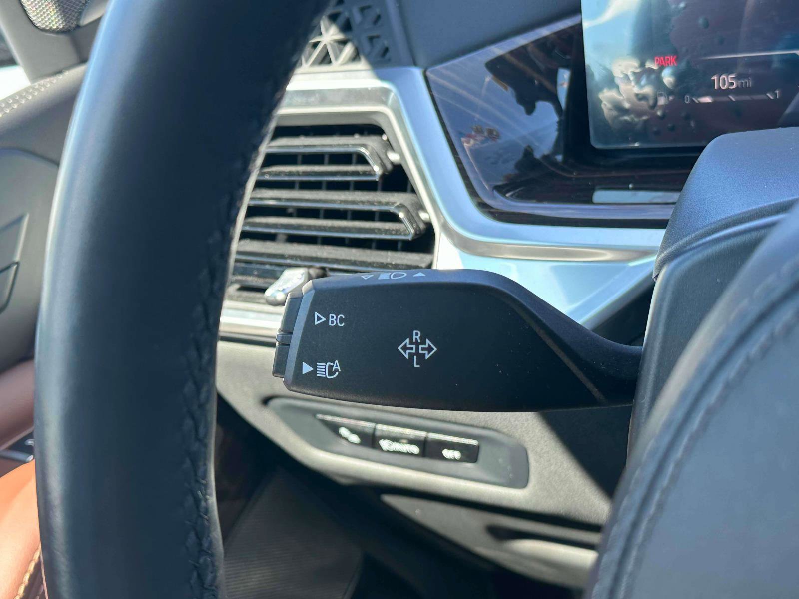 Used 2024 BMW X5 xDrive40i w/ M Sport Package image 25