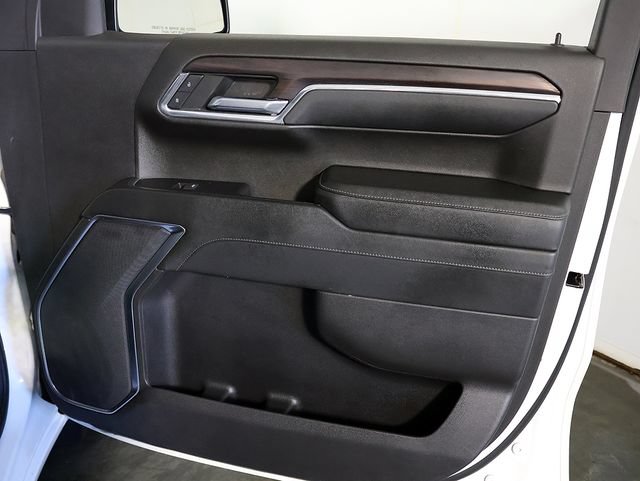 Used 2024 GMC Sierra 1500 SLT AWD/4WD image 33