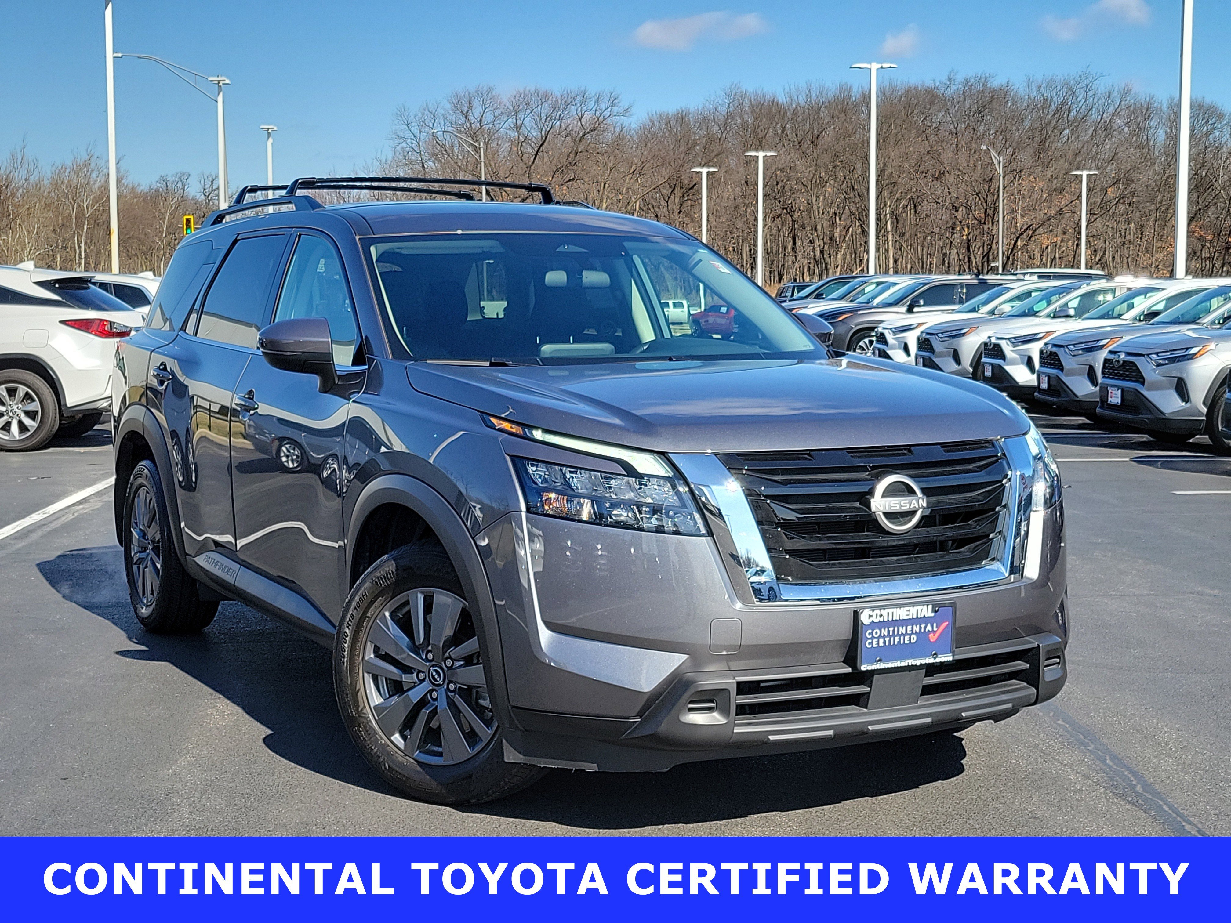 Used 2024 Nissan Pathfinder SV