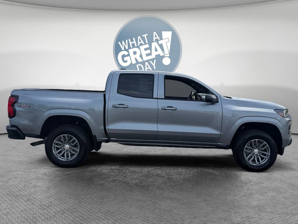 Certified 2026 Chevrolet Colorado LT w/ Advanced Trailering Package AWD/4WD image 2