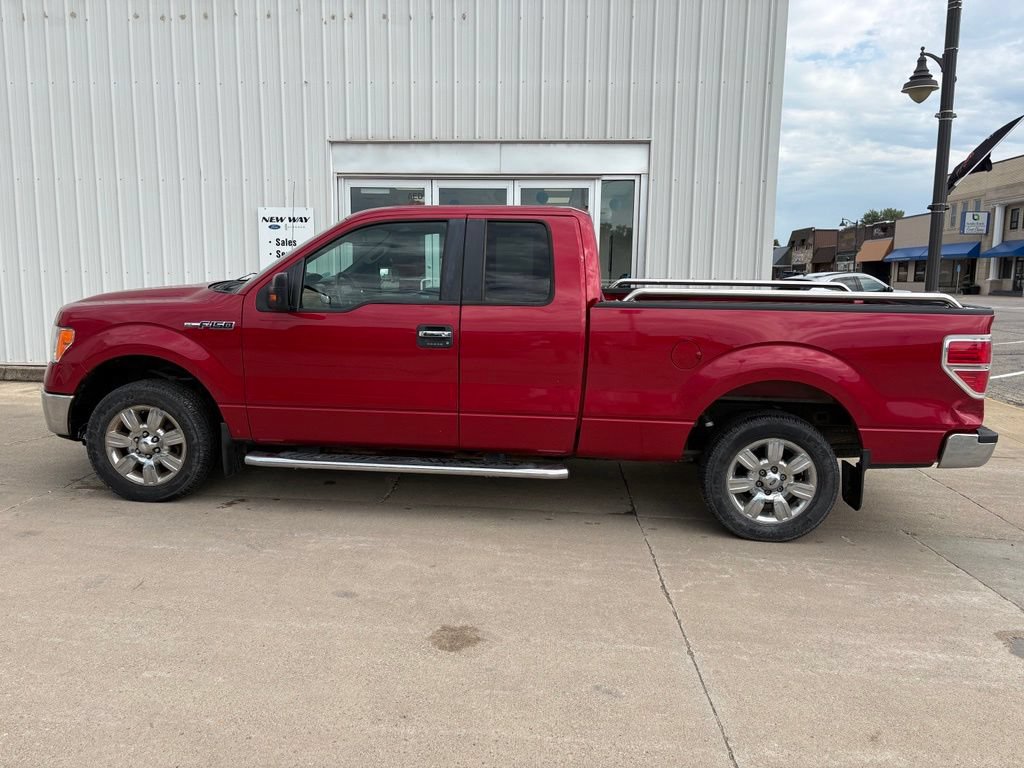 Used 2011 Ford F150 XLT w/ XLT Chrome Pkg RWD image 2