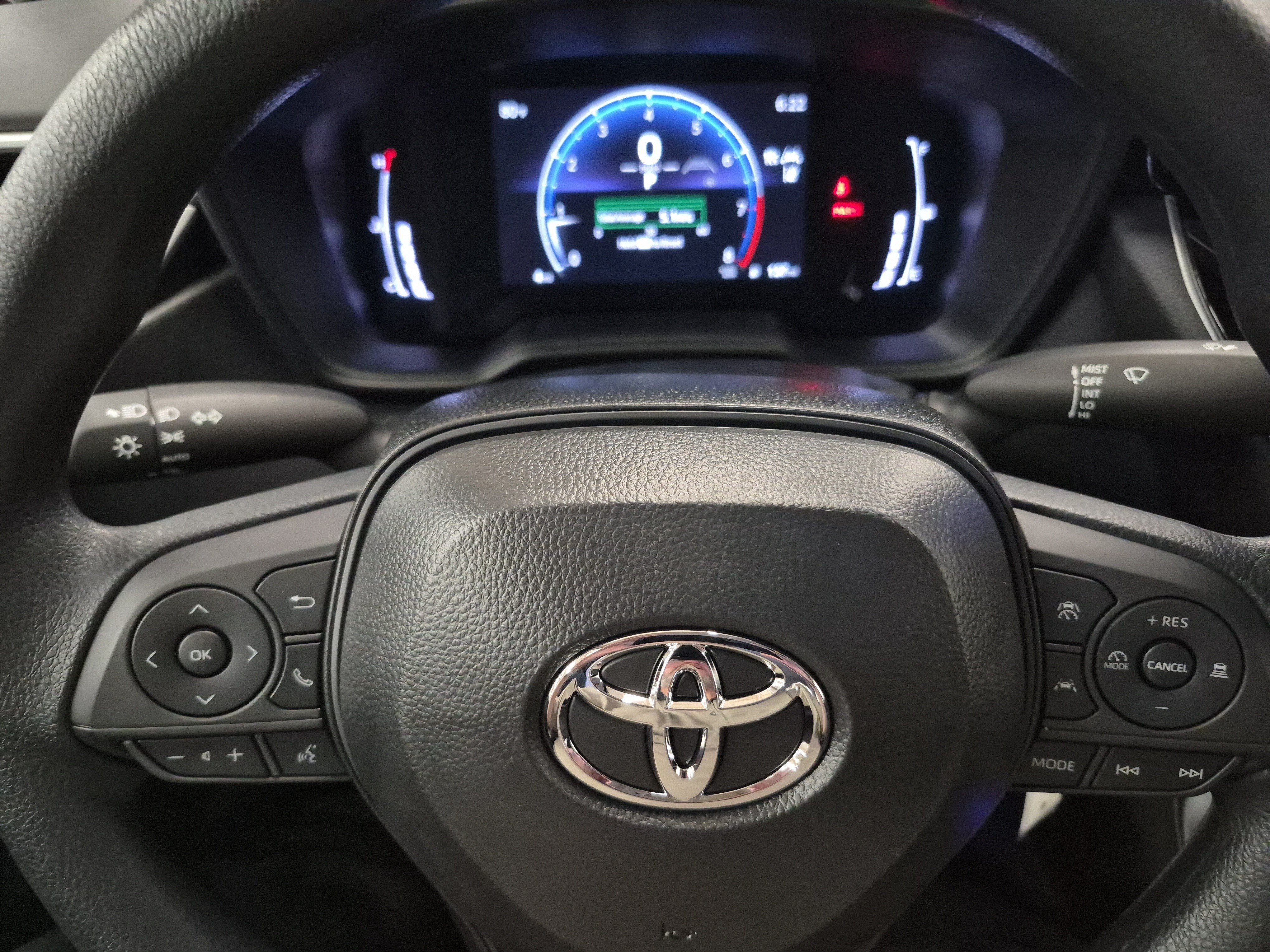 Used 2026 Toyota Corolla LE FWD image 24