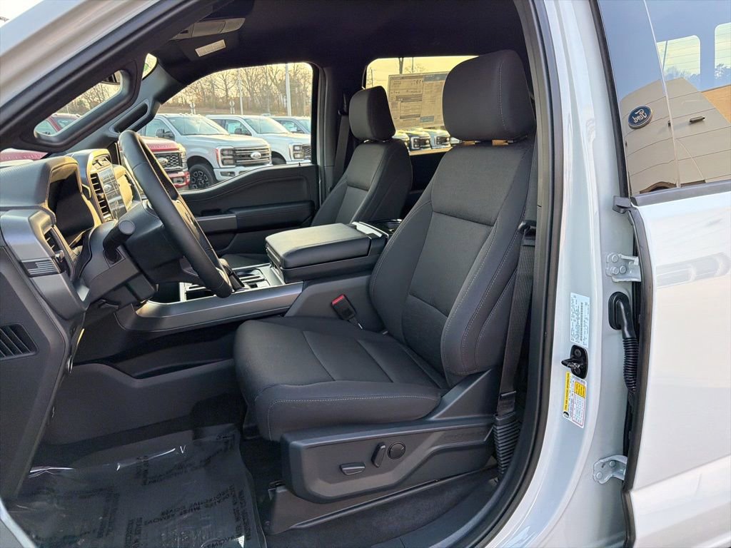 New 2026 Ford F150 XLT w/ Equipment Group 302A MID image 10