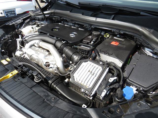 Used 2025 Mercedes-Benz GLA 250 4MATIC image 7