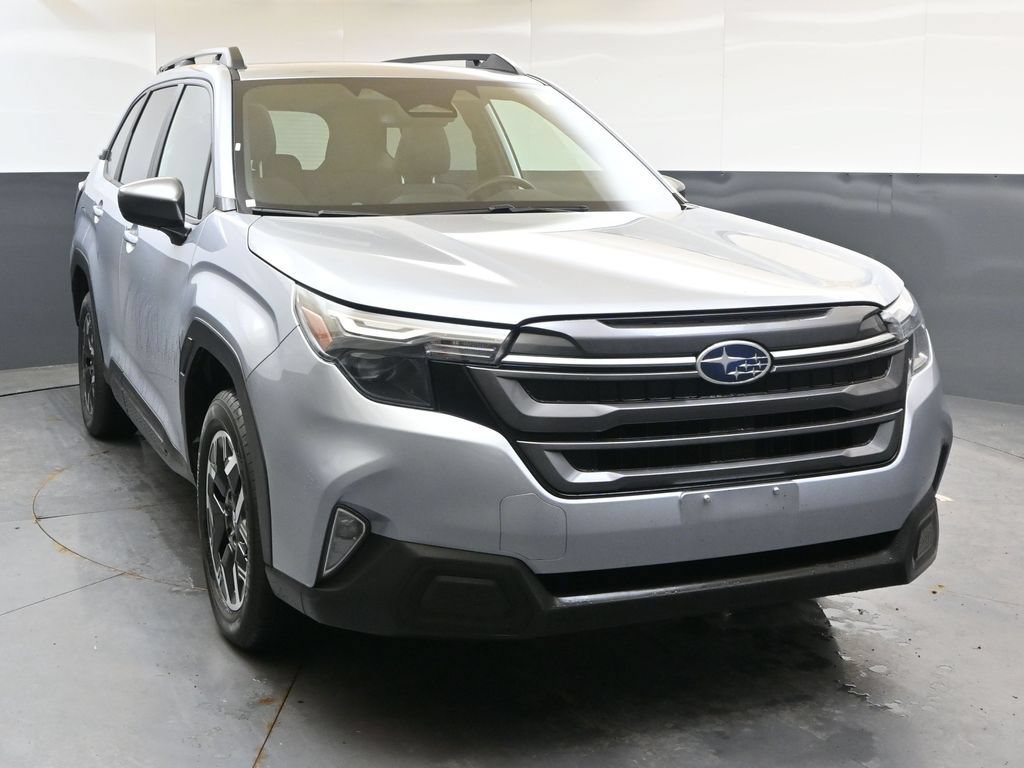 Certified 2025 Subaru Forester Premium AWD/4WD image 8