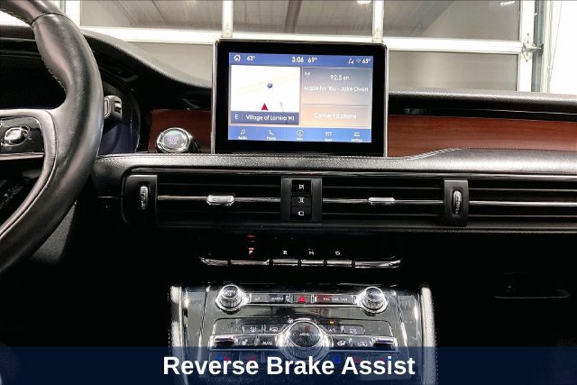 Used 2022 Lincoln Corsair Reserve w/ Equipment Group 201A AWD/4WD image 20