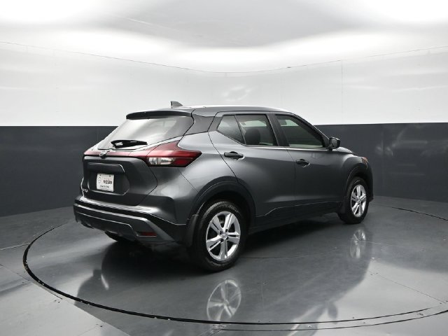 Certified 2025 Nissan Kicks Play S FWD image 8