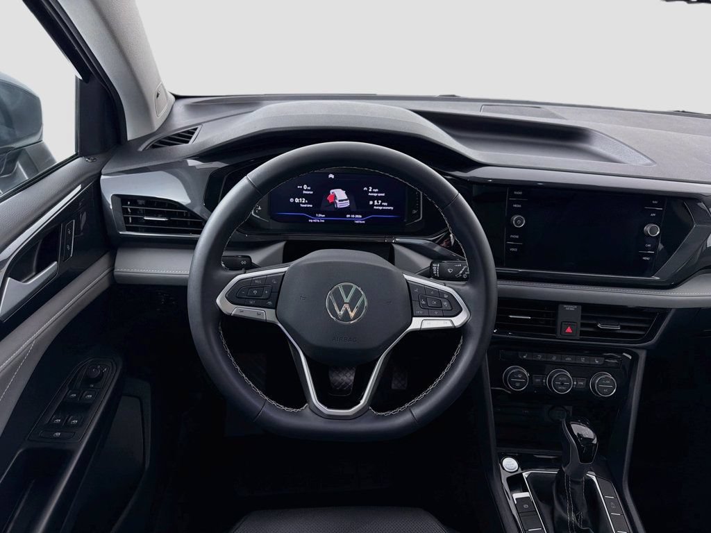 Used 2024 Volkswagen Taos SEL AWD/4WD image 23