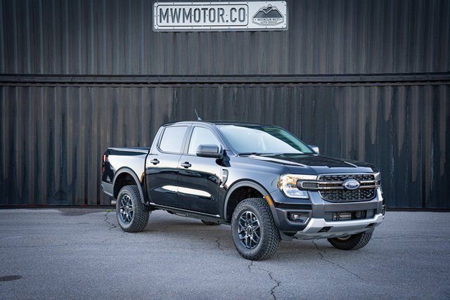 New 2025 Ford Ranger XLT w/ FX4 Off-Road Package