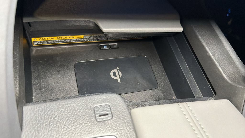 Used 2019 Toyota Avalon Limited w/ Advanced Safety Package image 26