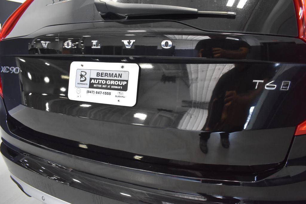 Used 2016 Volvo XC90 T6 Momentum w/ Momentum Plus Package AWD/4WD image 11