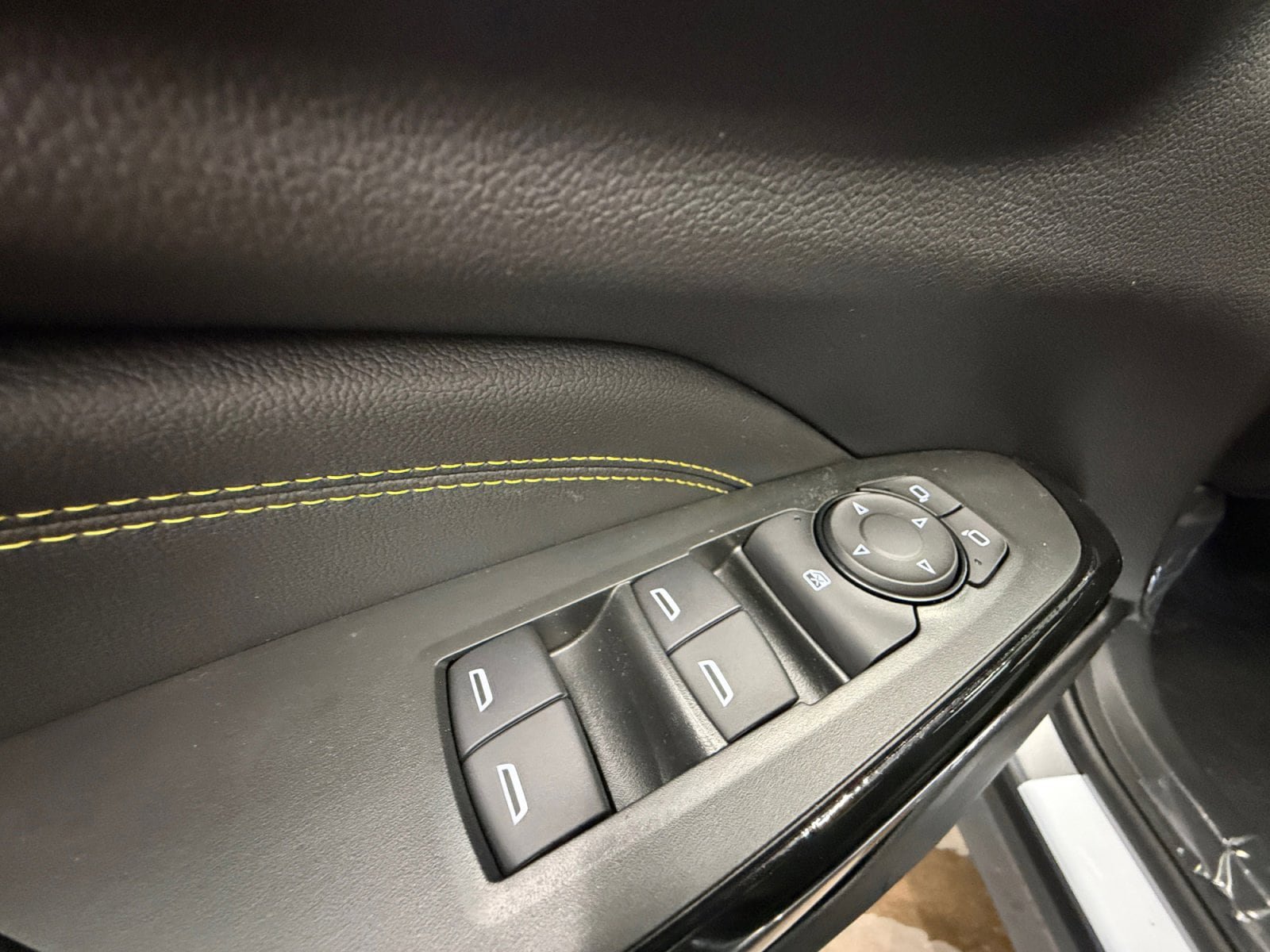 New 2026 Chevrolet Trax LT FWD image 21
