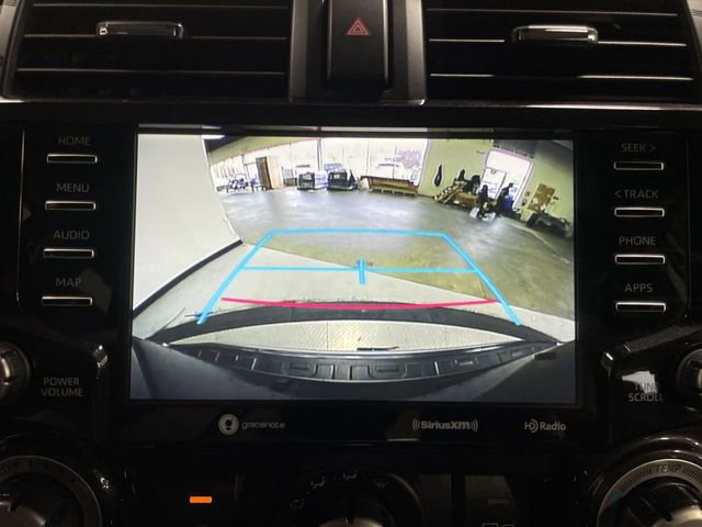 Used 2022 Toyota 4Runner TRD Off-Road Premium AWD/4WD image 17