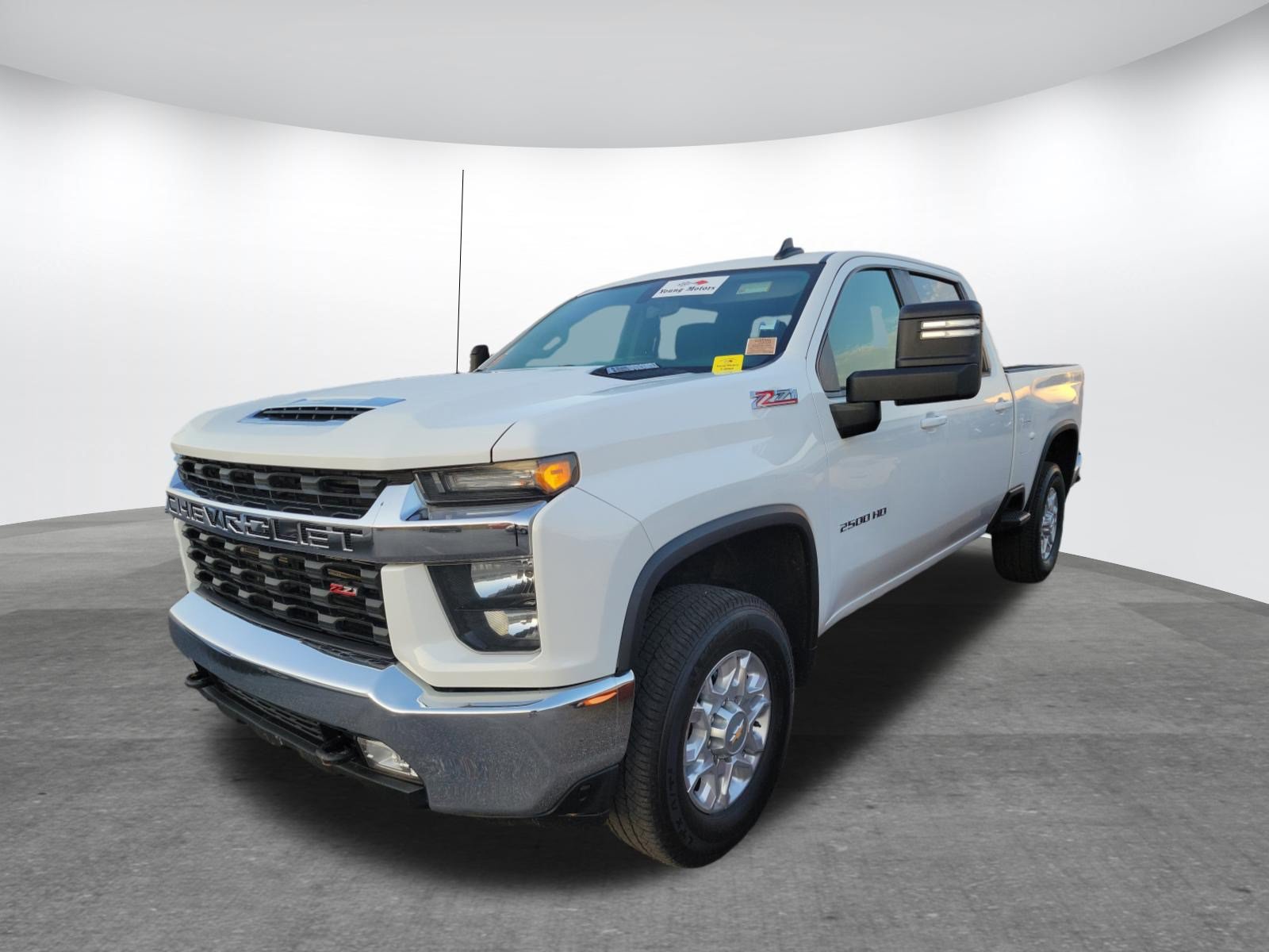 Used 2023 Chevrolet Silverado 2500 LT w/ Convenience Package AWD/4WD image 3