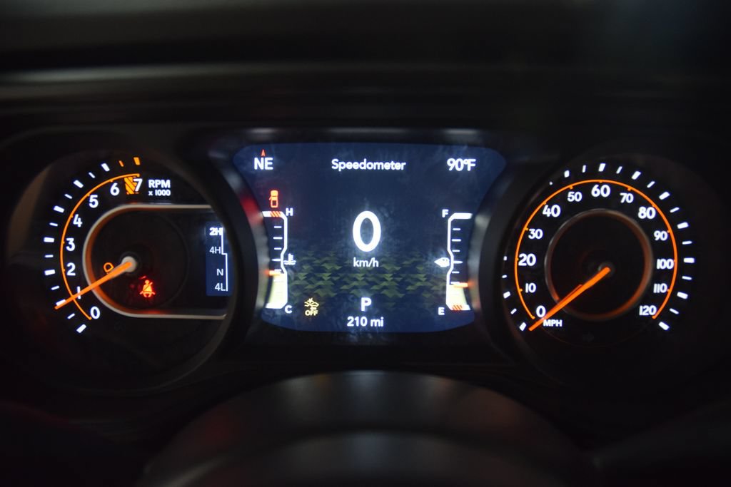 Used 2026 Jeep Gladiator Mojave w/ Safety Group AWD/4WD image 50