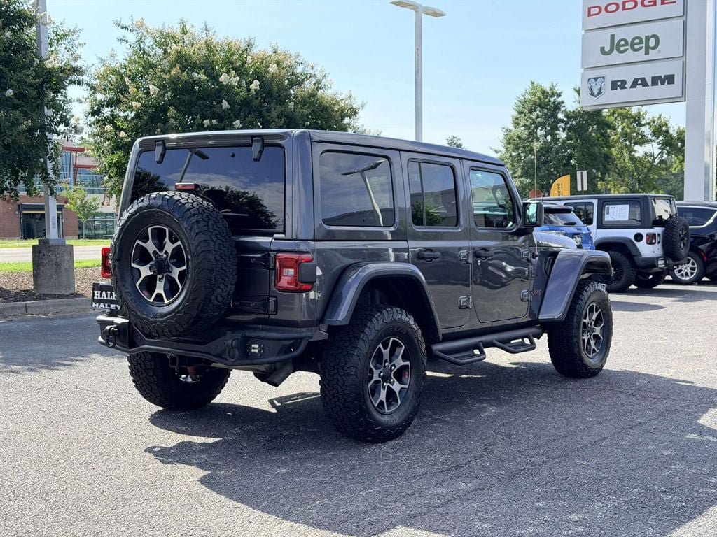 Used 2019 Jeep Wrangler Unlimited Rubicon w/ LED Lighting Group AWD/4WD image 2