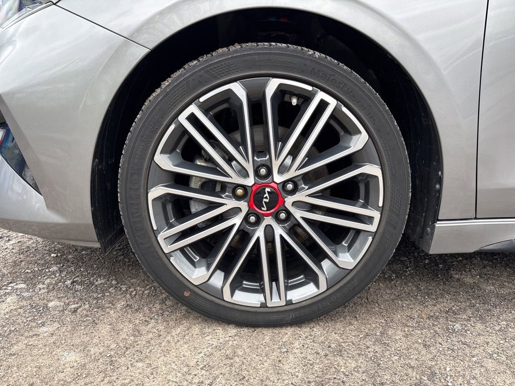 Certified 2023 Kia Forte GT FWD image 11
