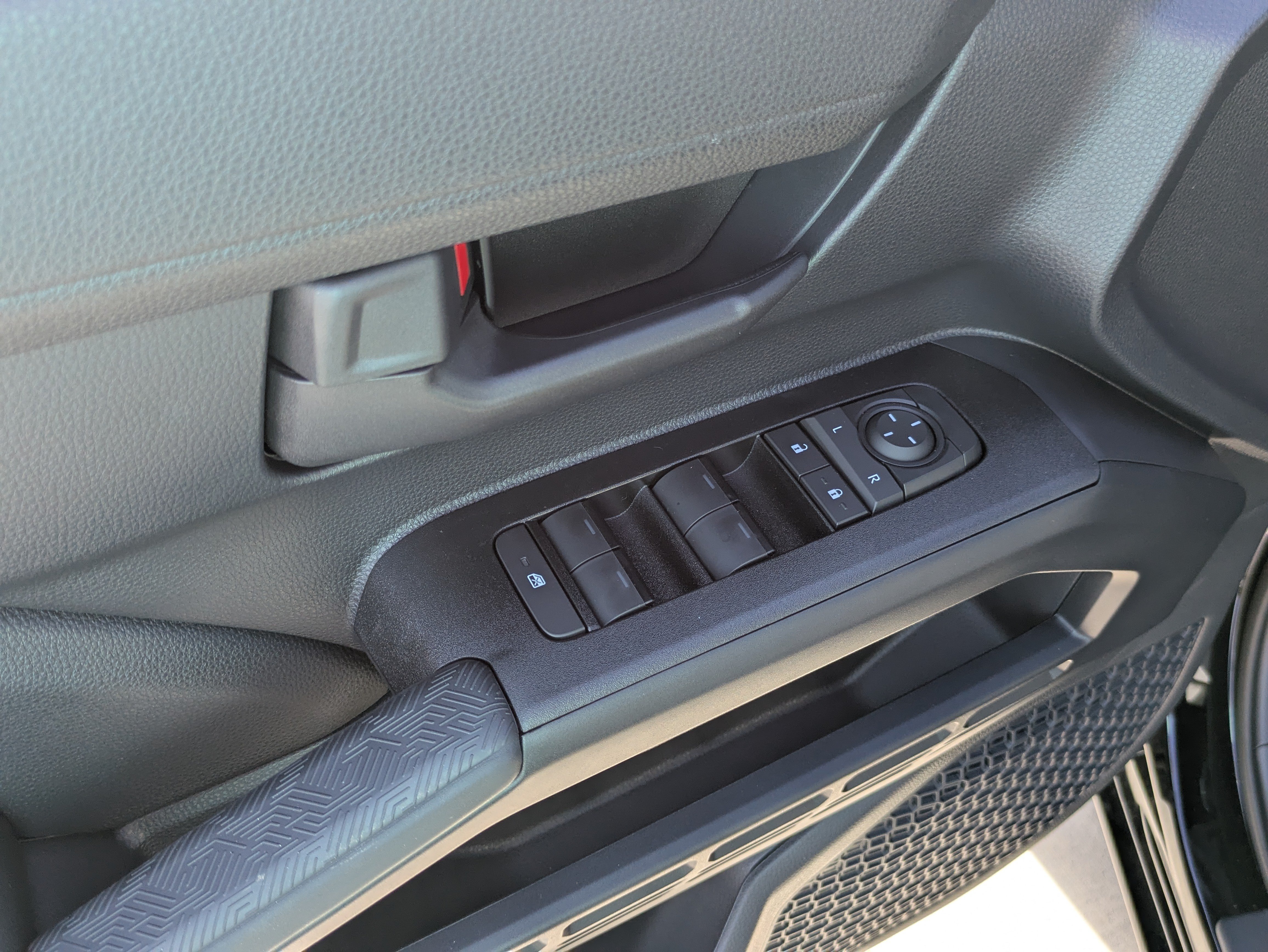 New 2026 Toyota 4Runner SR5 AWD/4WD image 11