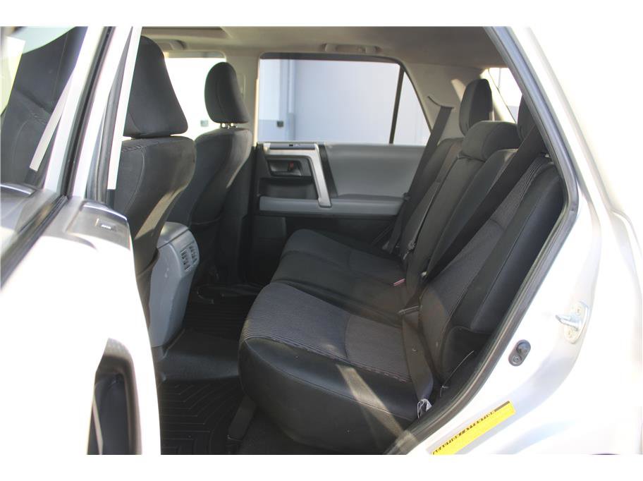 Used 2013 Toyota 4Runner SR5 w/ Convenience Pkg image 13