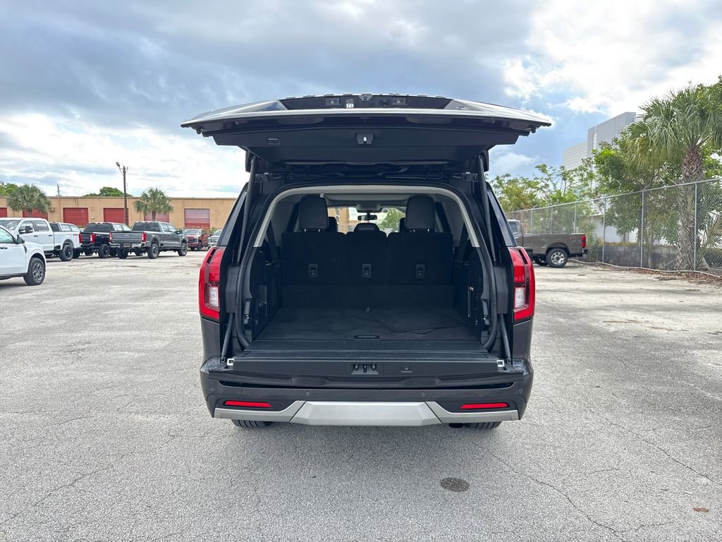 Certified 2025 Ford Expedition Max Platinum image 33