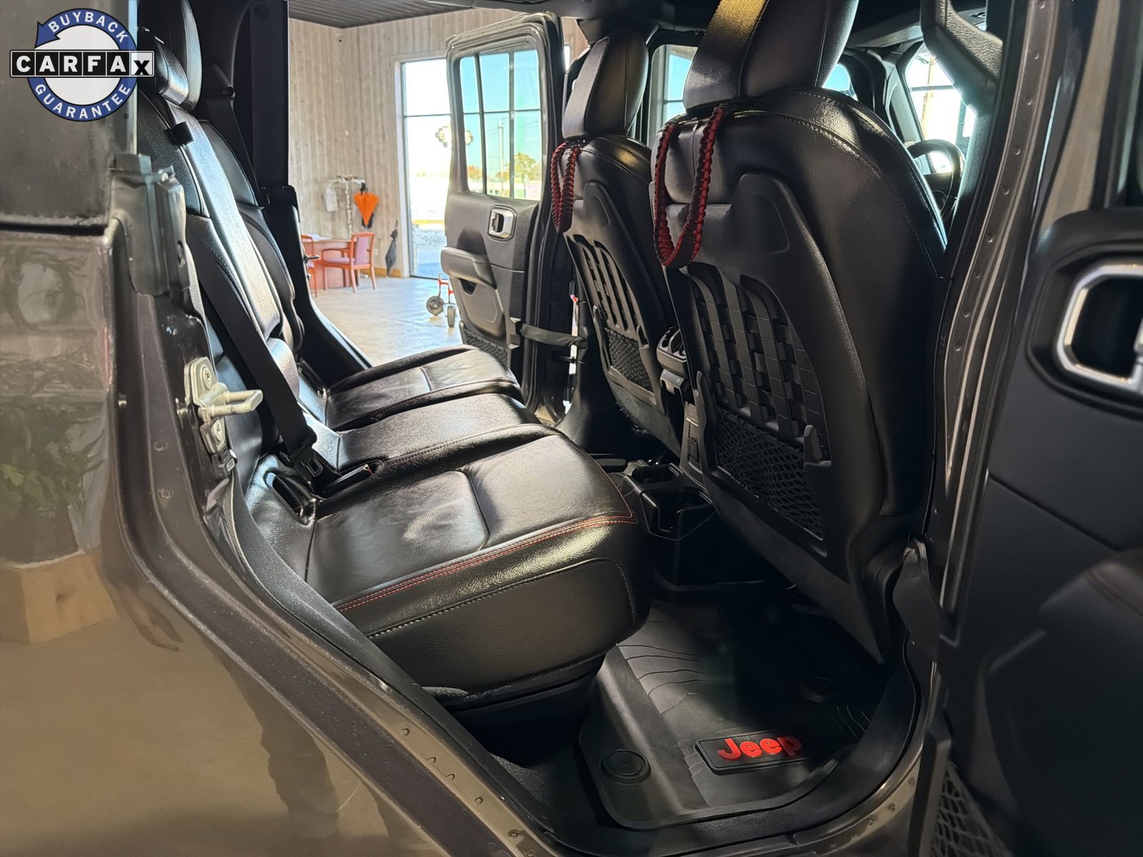 Used 2020 Jeep Gladiator Rubicon image 3