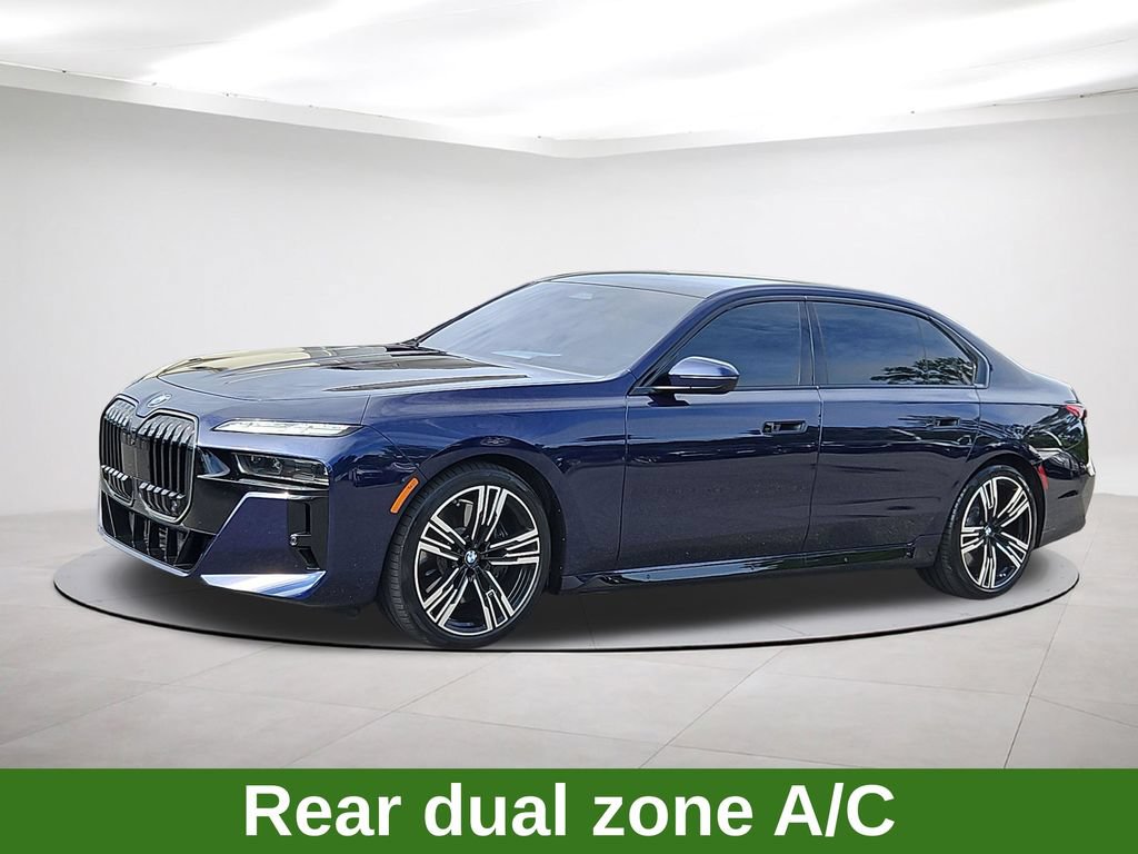 Used 2026 BMW 760i xDrive w/ Executive Package AWD/4WD image 3